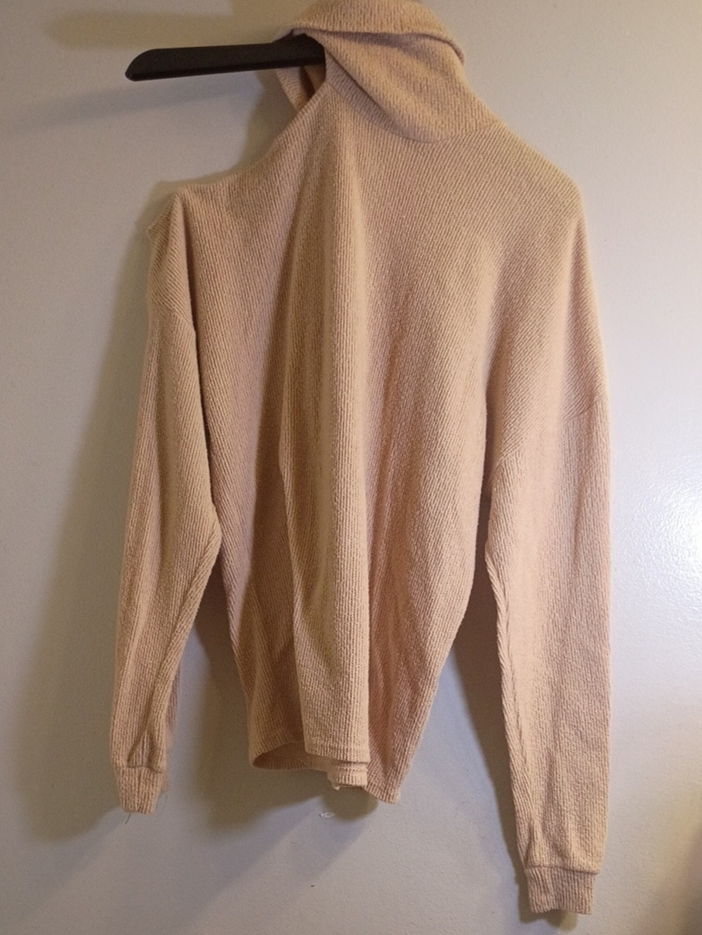 Fashion Nova Beige Tan Cold Shoulder Cut Out Turtle Neck Knit Sweater Size Xs